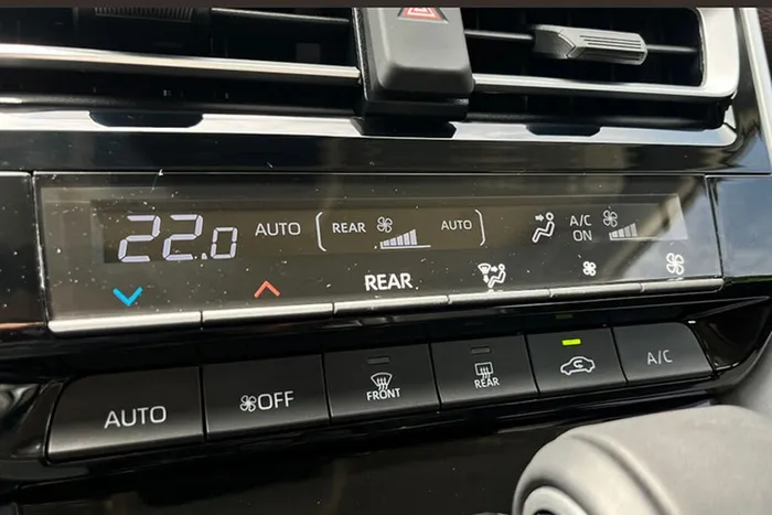 Toyota Innova 2023 Ra Mắt: Giá Lăn Bánh 706 Triệu Cho Một Chiếc MPV? 12 thiết kế trẻ trung và hiện đại