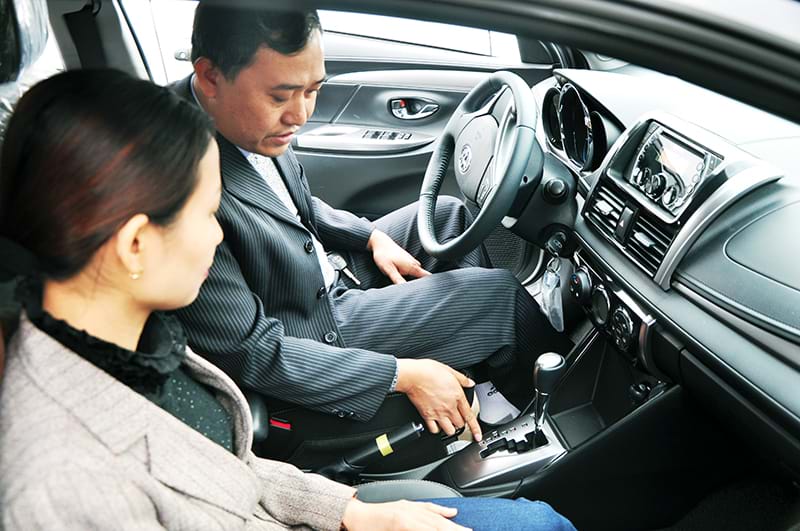 Hướng Dẫn Cách Lái Xe Ô Tô Từ A - Z Cho Người Mới 5 Lưu ý khi học lái xe ô tô