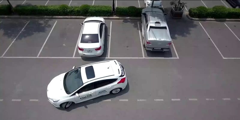 Hướng Dẫn Cách Lùi Chuồng Dọc Ô Tô Hiệu Quả, Chắc Chắn Đỗ 4 Cách lùi chuồng trong thực tế