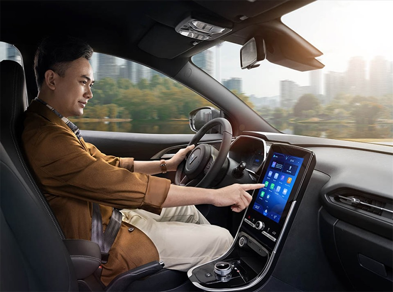 Lắp màn hình android ô tô tích hợp nhiều tính năng