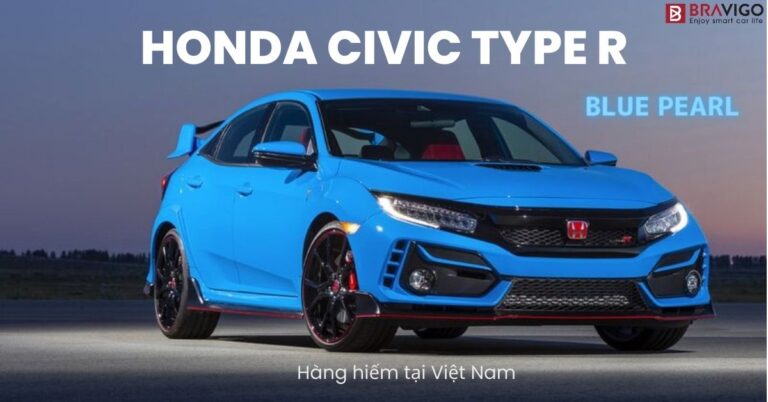 Chiếc xe honda civic type r màu xanh