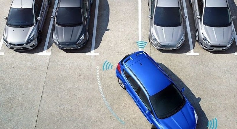 Hướng dẫn đánh lái khi lùi xe ô tô cần ghi nhớ