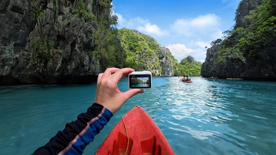 Ra Mắt Camera Action Insta360 GO 3: Chiếc Camera Nhỏ Nhất Thế Giới 6 Thế hệ Insta360 GO 3 có phụ kiện Action Pod