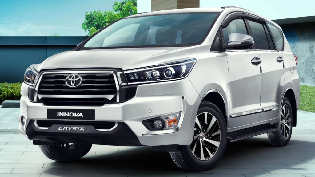 Toyota Innova được thay đổi nhẹ ở phần ngoại thất