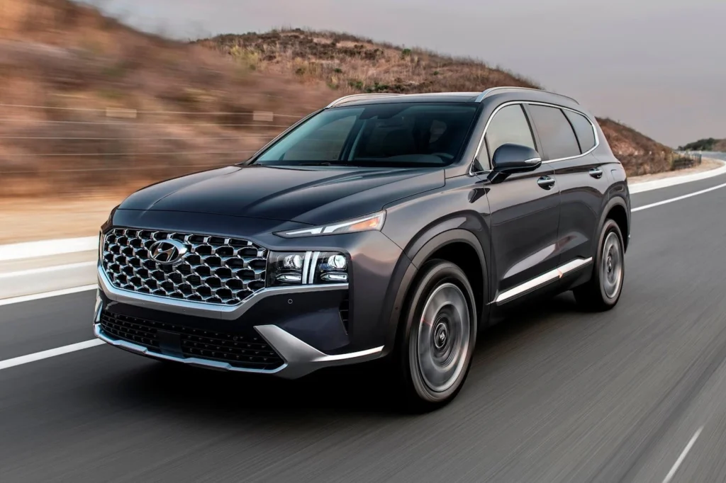 Xe 7 chỗ được yêu thích: Hyundai SantaFe 