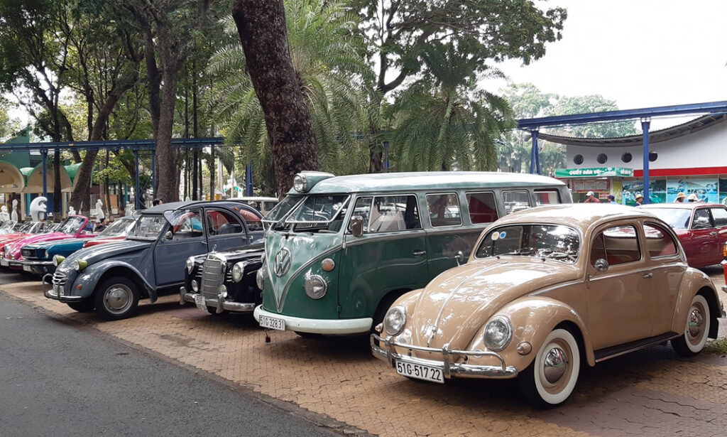 Xe ô tô cổ điển giá rẻ