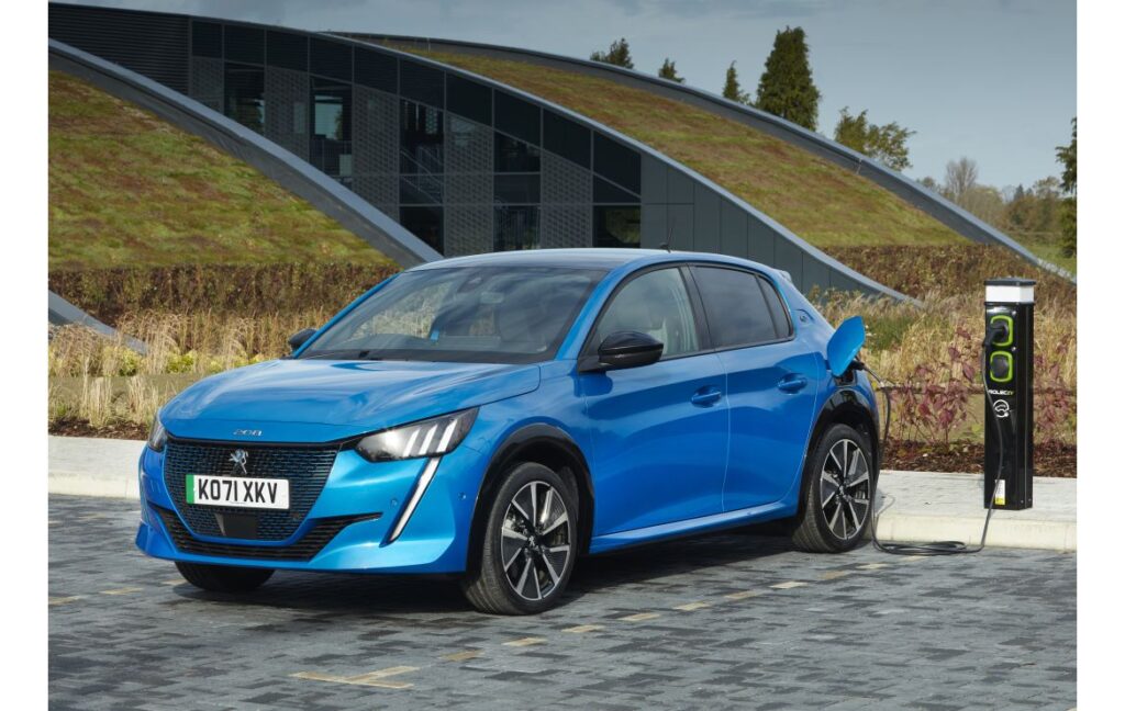 Những Chiếc Xe Ô Tô Điện Giá Rẻ Sắp Về Việt Nam Đáng Mua, Tốt Nhất 24 Mẫu ô điện đến từ Pháp Peugeot E-208