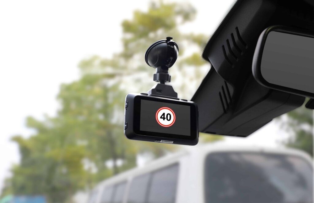 camera hanh trinh doc bien bao 2