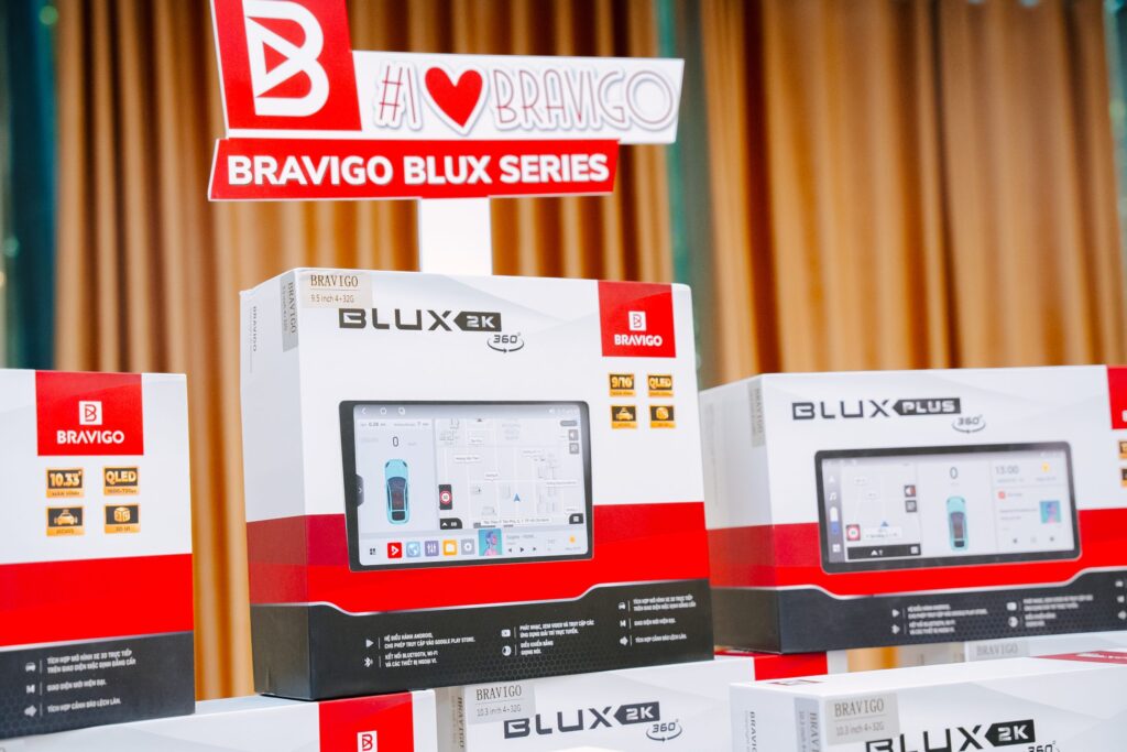 ra mat man hinh bravigo blux 7 scaled 1
