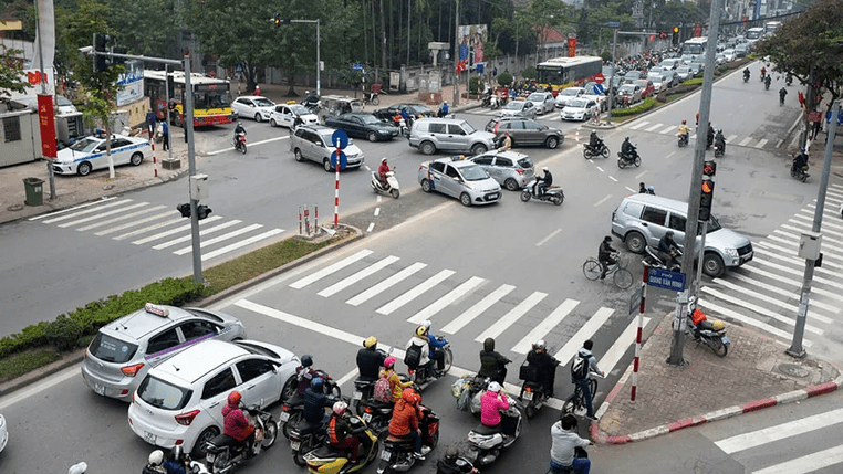 Hướng Dẫn Căn Dừng Đèn Đỏ Khi Lái Xe Ô Tô Chuẩn Xác, An Toàn 1 Căn dừng đèn đỏ khi lái xe ô tô