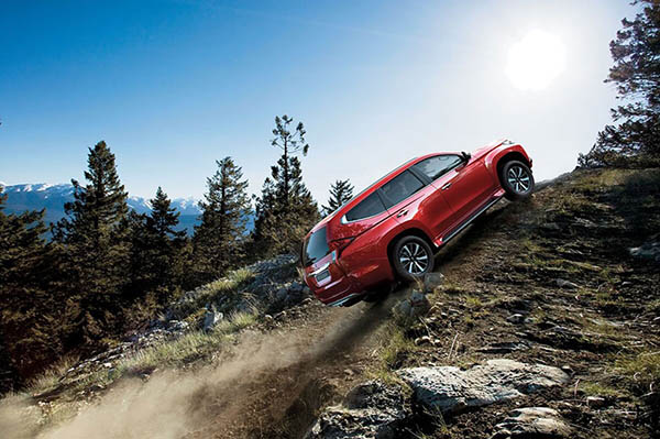 Kỹ Thuật Lái Xe Lên Dốc Và Xuống Dốc Cao An Toàn Xe Số Sàn, Số Tự Động 1 Kỹ thuật lái xe lên dốc và xuống dốc cao