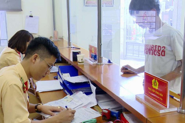 Lỗi Biển Số Mờ Bị Phạt Bao Nhiêu Tiền 2023? Kiến Thức Cần Biết 2 Hướng dẫn cấp lại biển số