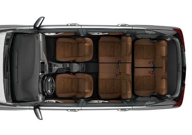 Vị trí ngồi trên xe 7 chỗ