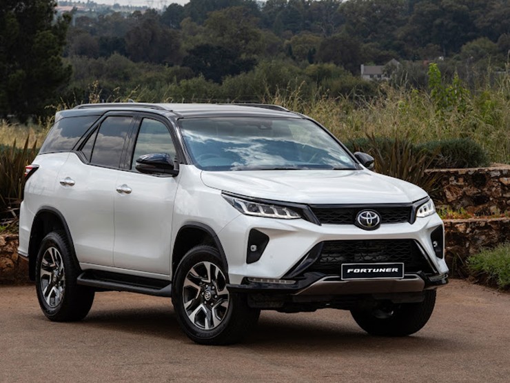 TOP 10 Mẫu Xe Ô Tô Dưới 1 Tỷ Đáng Mua Nhất Hiện Nay 2023 11 Mẫu SUV 7 chỗ D-Class