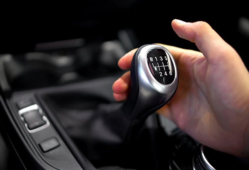 Xe Ô Tô Số Sàn Là Gì? Kỹ Thuật Lái Xe Số Sàn An Toàn, Chi Tiết 1 Xe ô tô số sàn là gì?