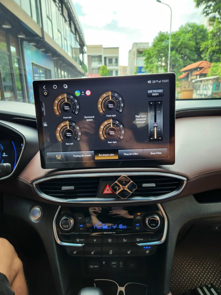 màn hình BRAVIGO trên SantaFe