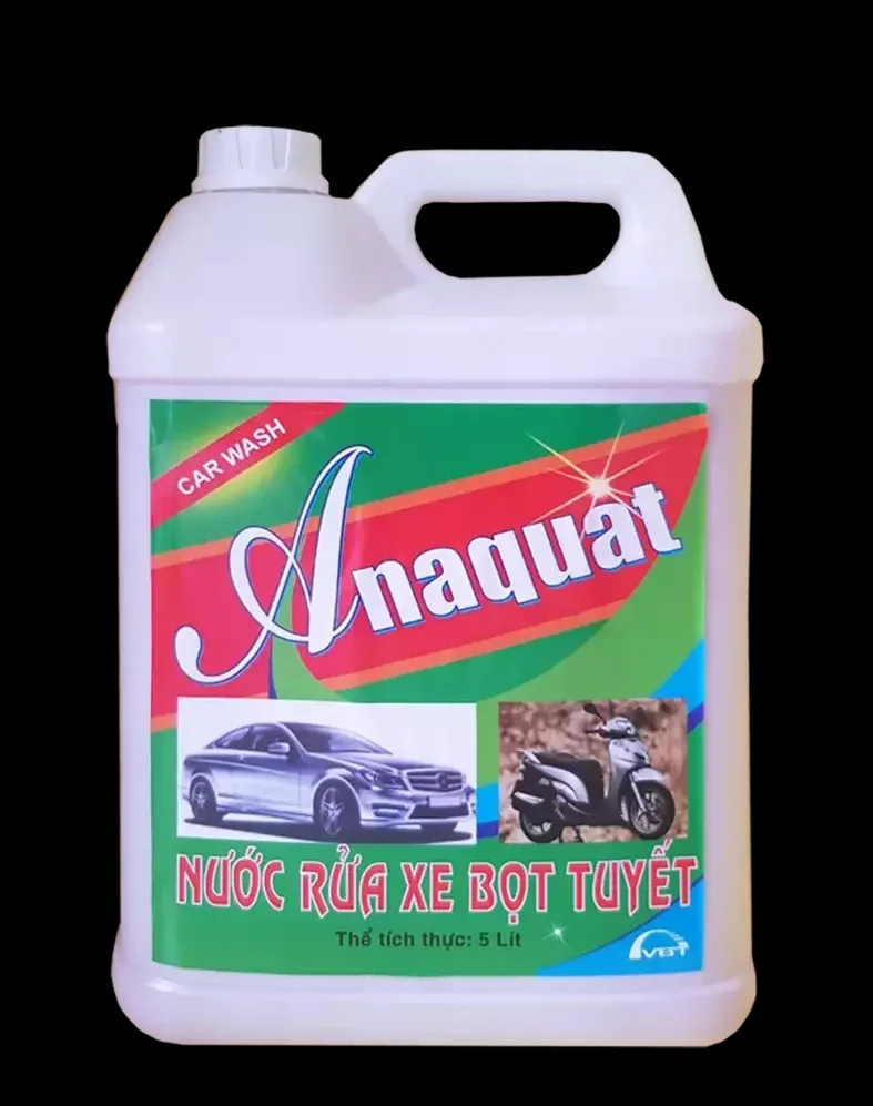 Nước rửa xe bọt tuyết Anaquat