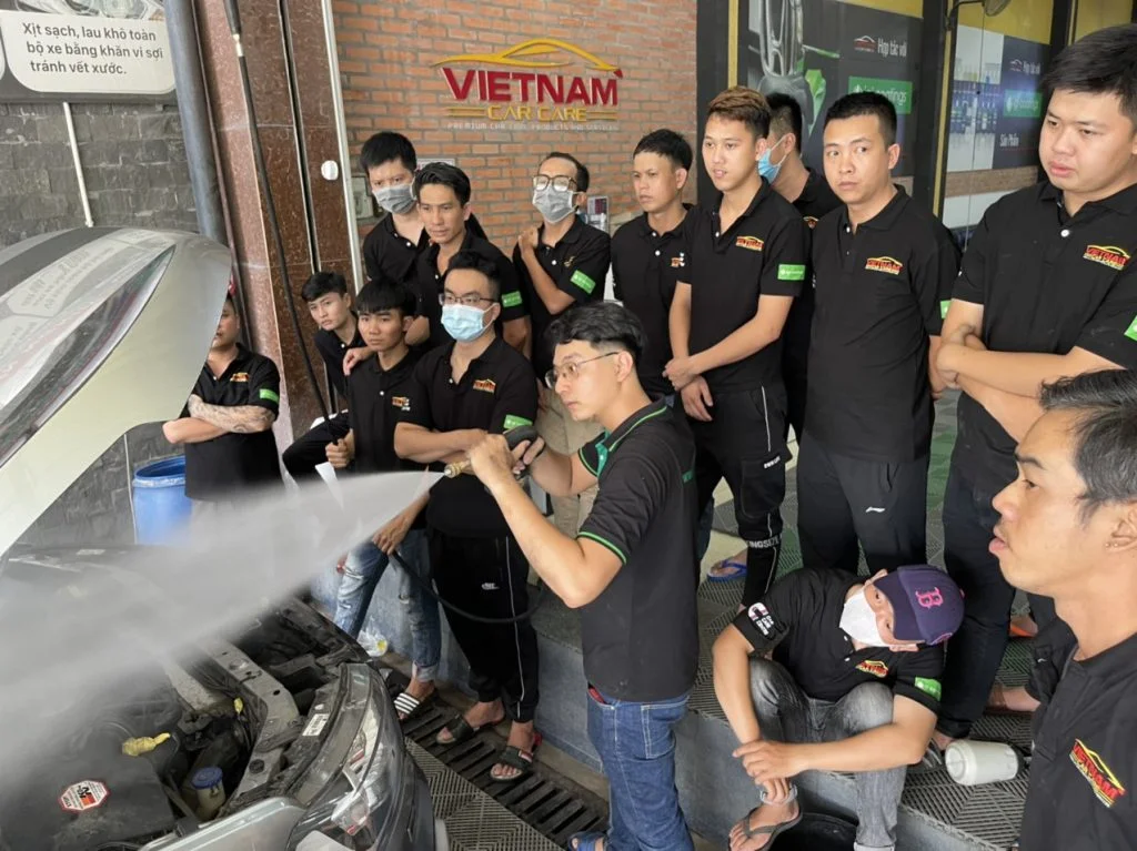 13 Địa Điểm Rửa Xe Ô Tô Gần Đây Chuyên Nghiệp, Sạch Sẽ TP. HCM 6 Địa chỉ rửa xe quận 2