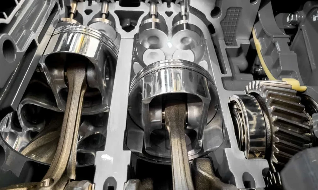 Những Nguyên Nhân Chính Khiến Xe Bị Giật Khi Tăng Tốc 3 Buồng đốt trong động cơ ô tô