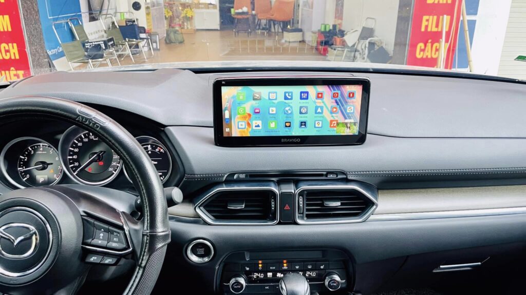 màn hình blux mazda trên xe