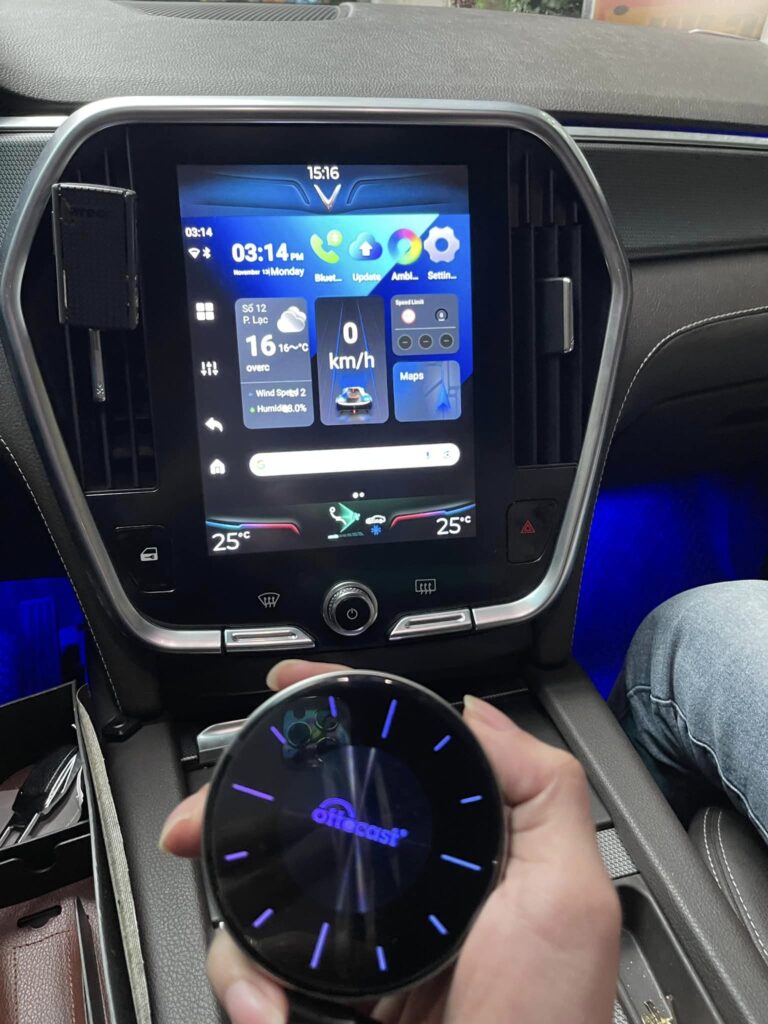 man hinh android vinfast lux sa20 3