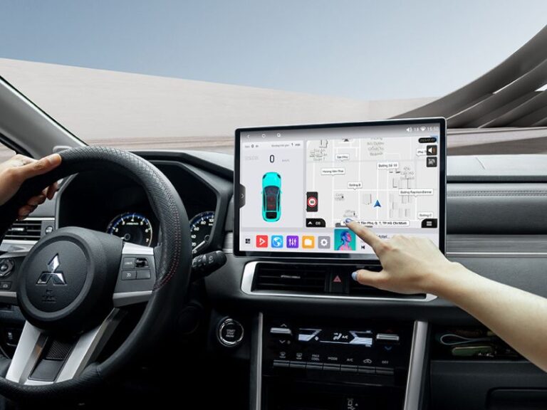 len man hinh android o to la gi