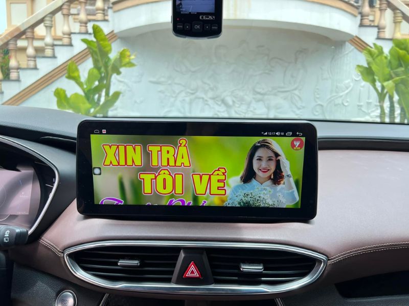 Giải trí đa phương tiện online