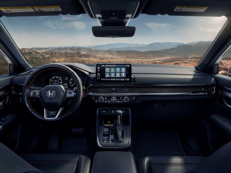 Tính năng giải trí còn cơ bản