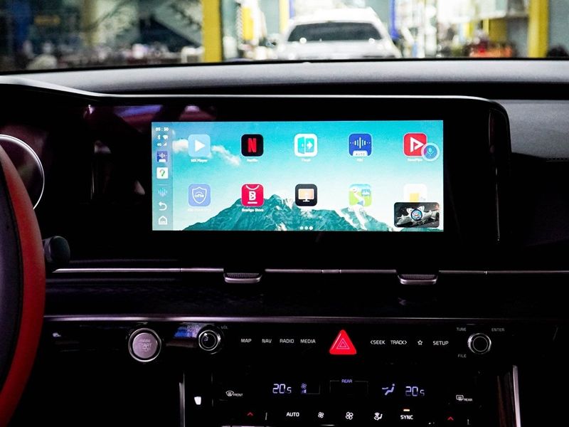 RAM và ROM tiêu chuẩn cho màn hình Android ô tô